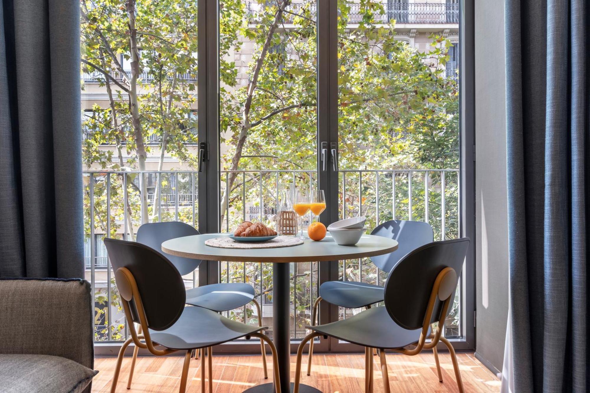 Appartement Aspasios Diagonal Art *